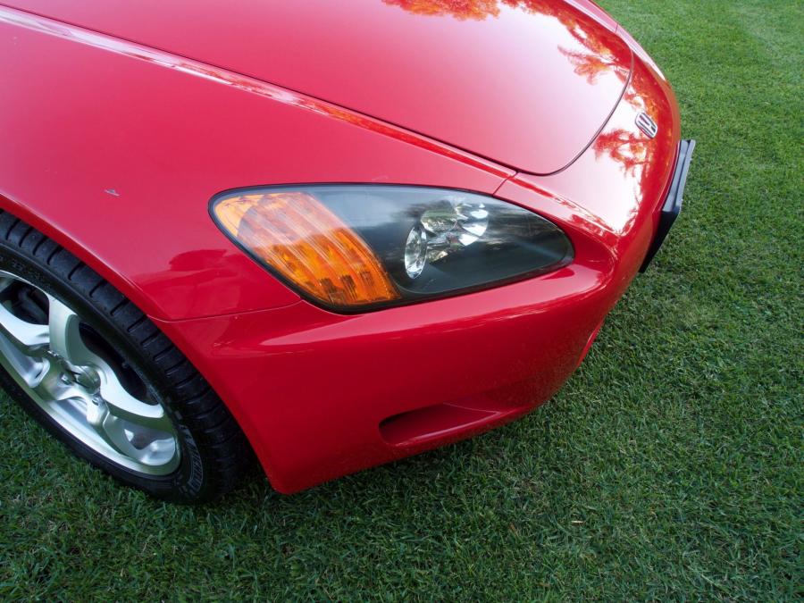 Детали экстерьера Honda S2000 (AP1) 2000 года  (фото 32 из 131)